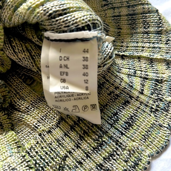 Missoni cowl neck sweater, can be also worn off the shoulders. - Picture 3 of 5